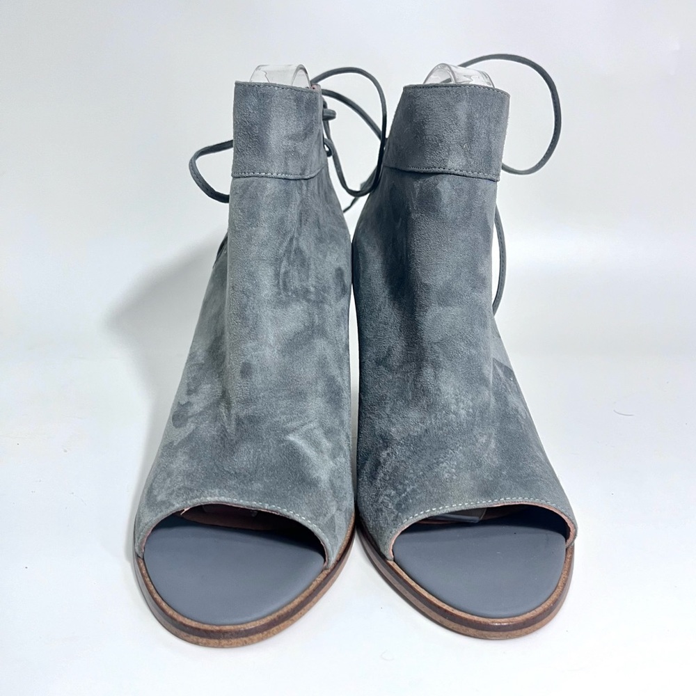 Sundance Stormy Peep Toe Heel Cut Out Blue Grey Suede Catalog 40 Womens 9.5 - Picture 3 of 8